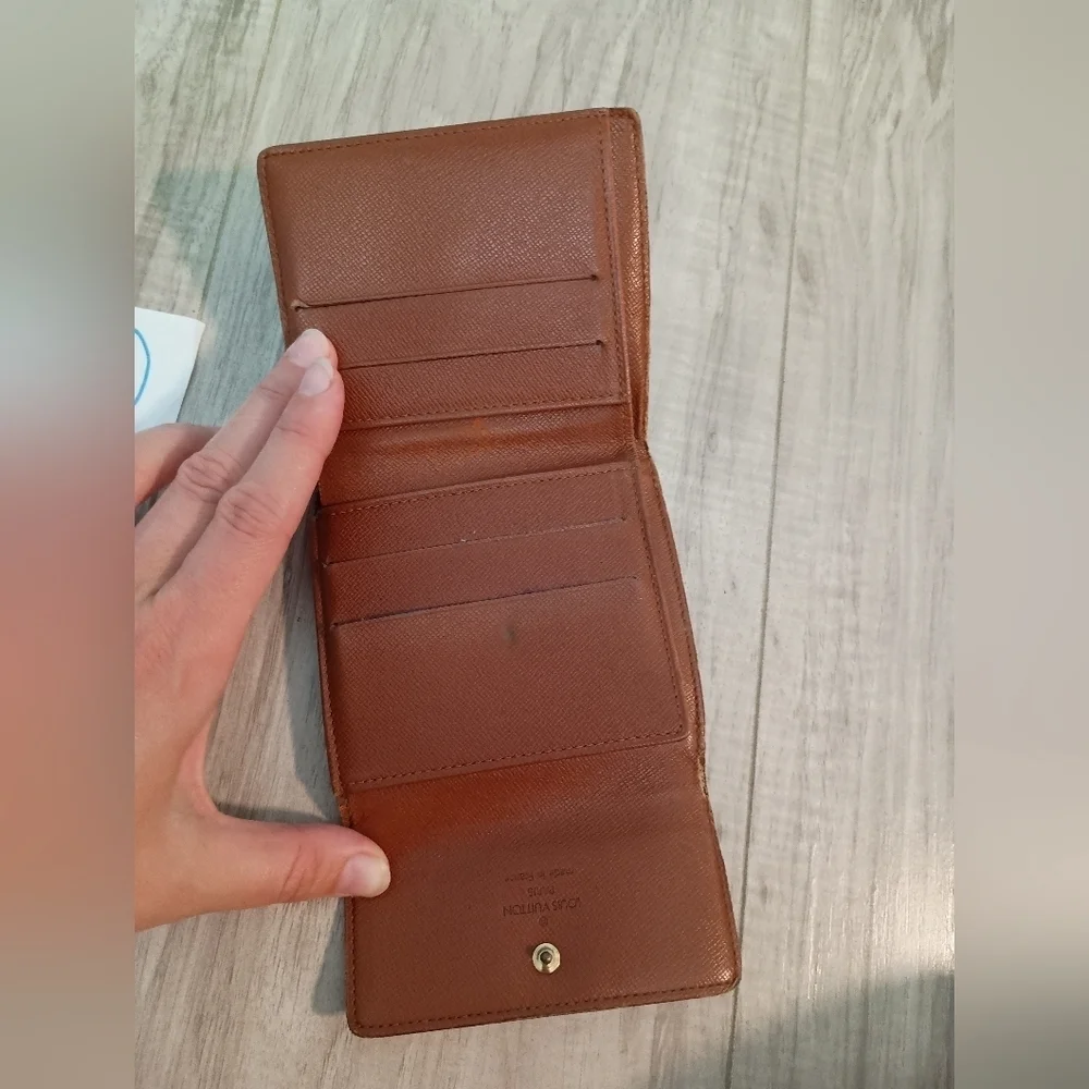 Authentic LOUIS VUITTON Monogram Portefeuille Elise Wallet